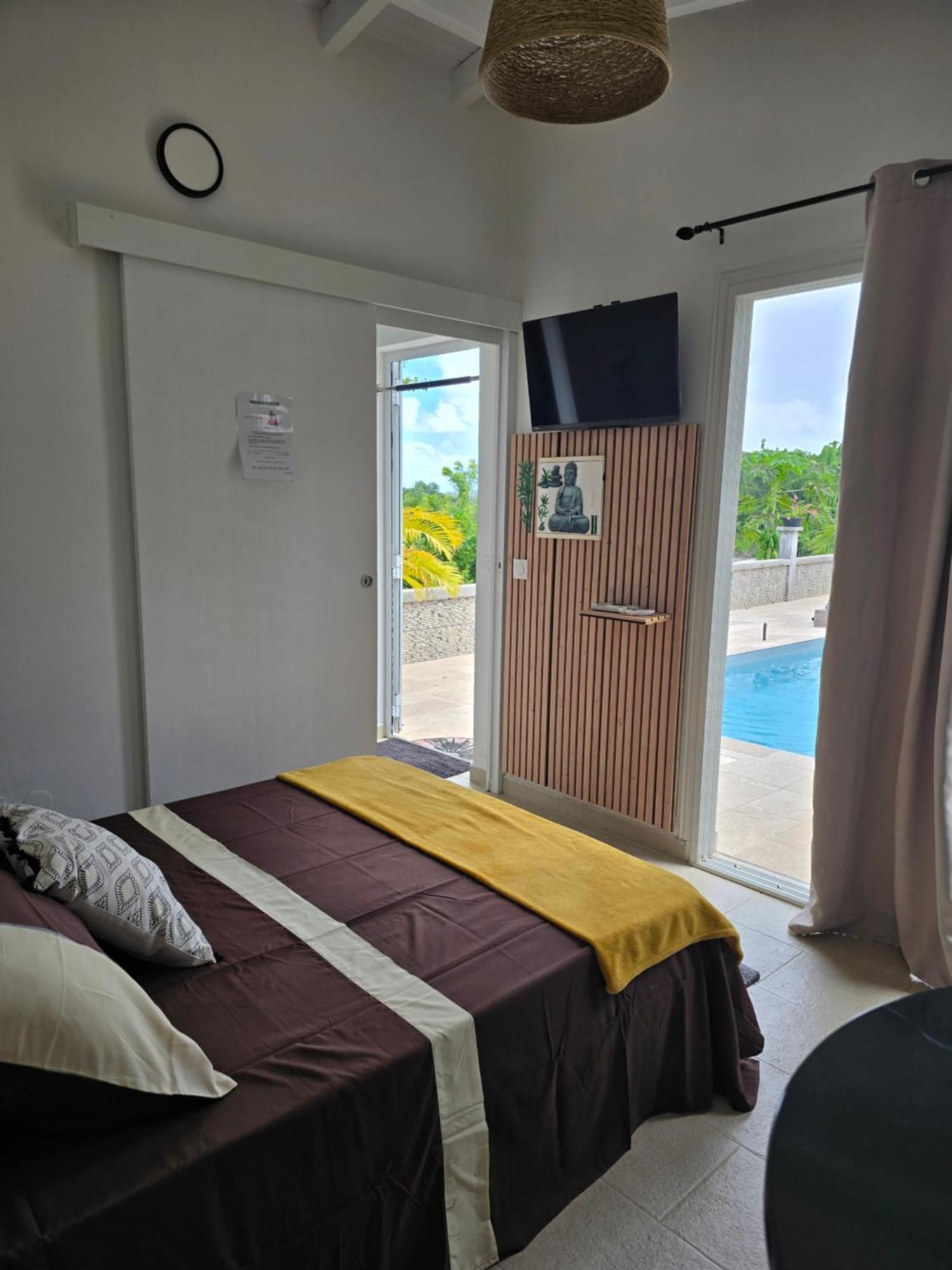 Villa Belsoley 萨莱比梅 外观 照片